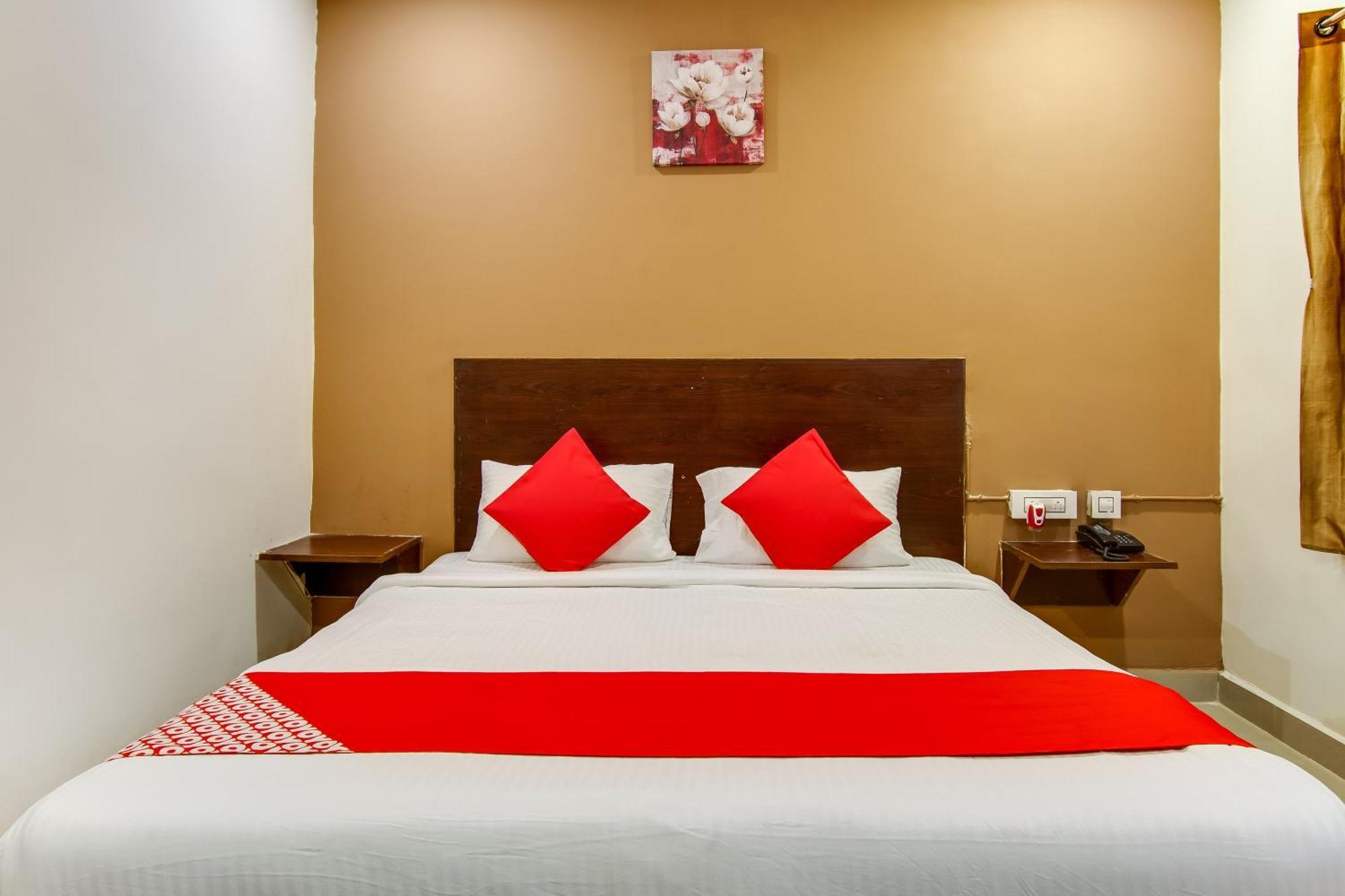 Hotel Oyo Akshaya Nest Vijayawāda Exterior foto